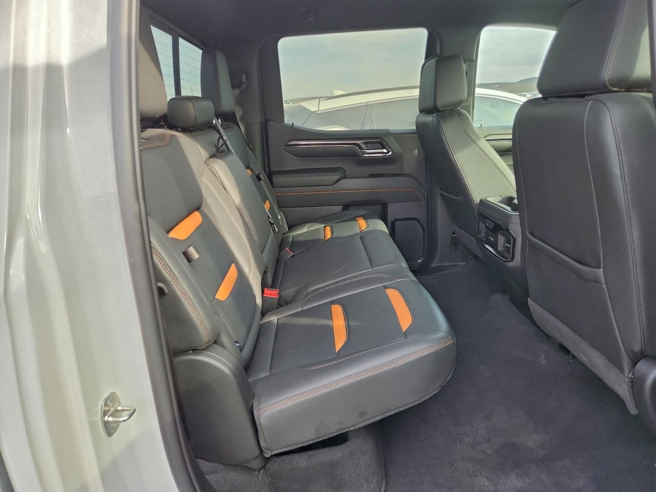 GMC Sierra K1500 At4 Image 5