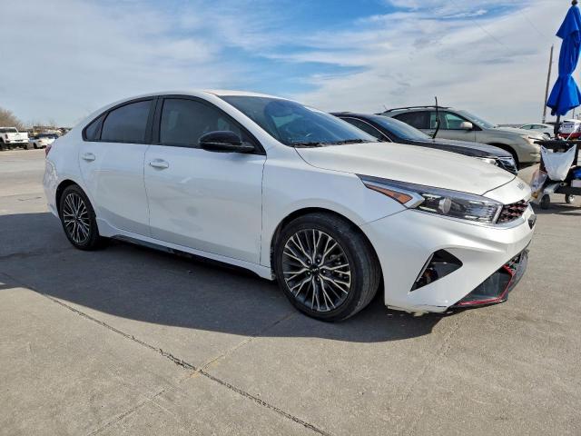 Kia Forte Gt Line Image 8