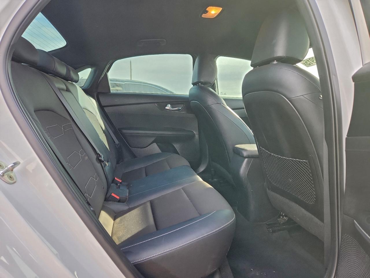 Kia Forte Gt Line Image 12